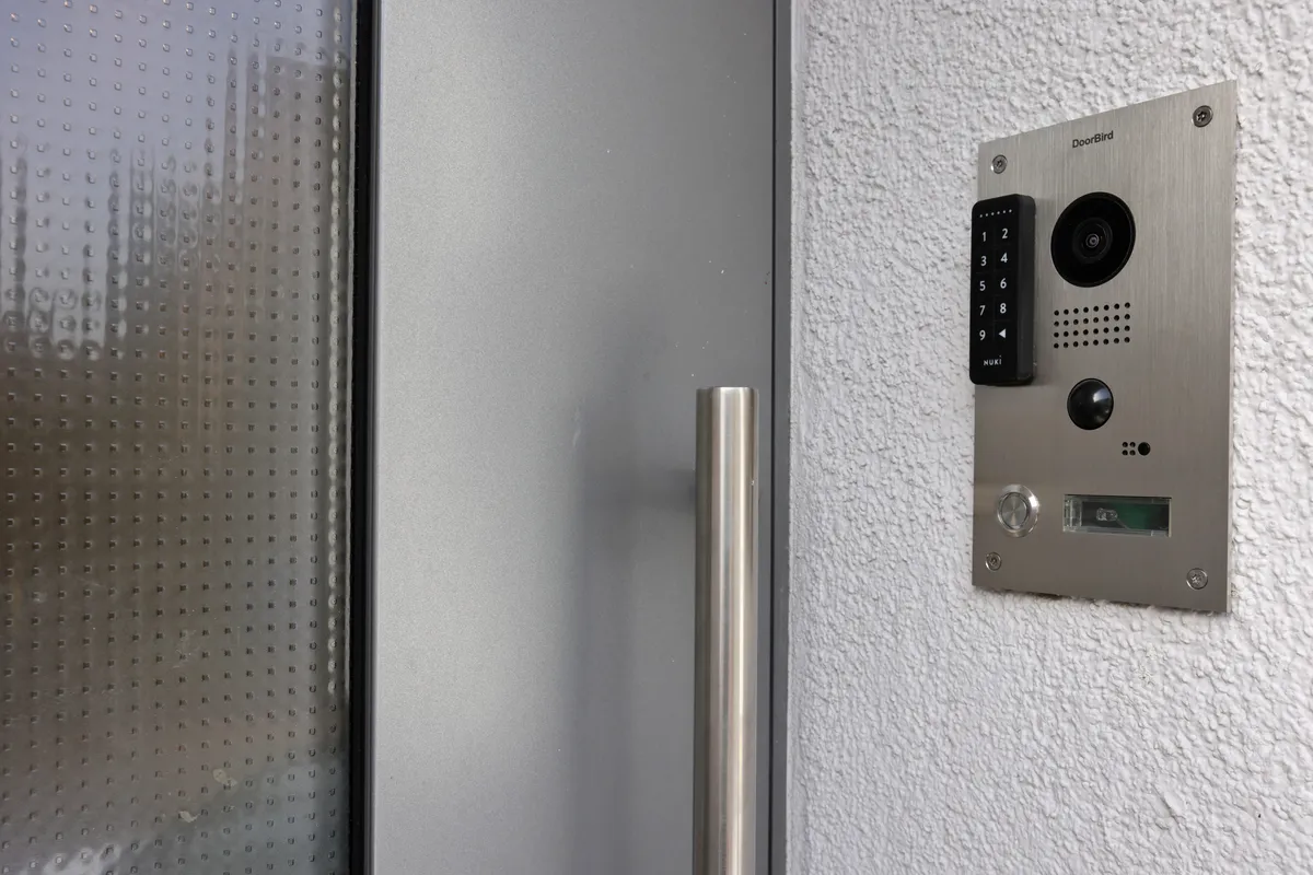 Keyless entry to the holiday apartment via code lock
